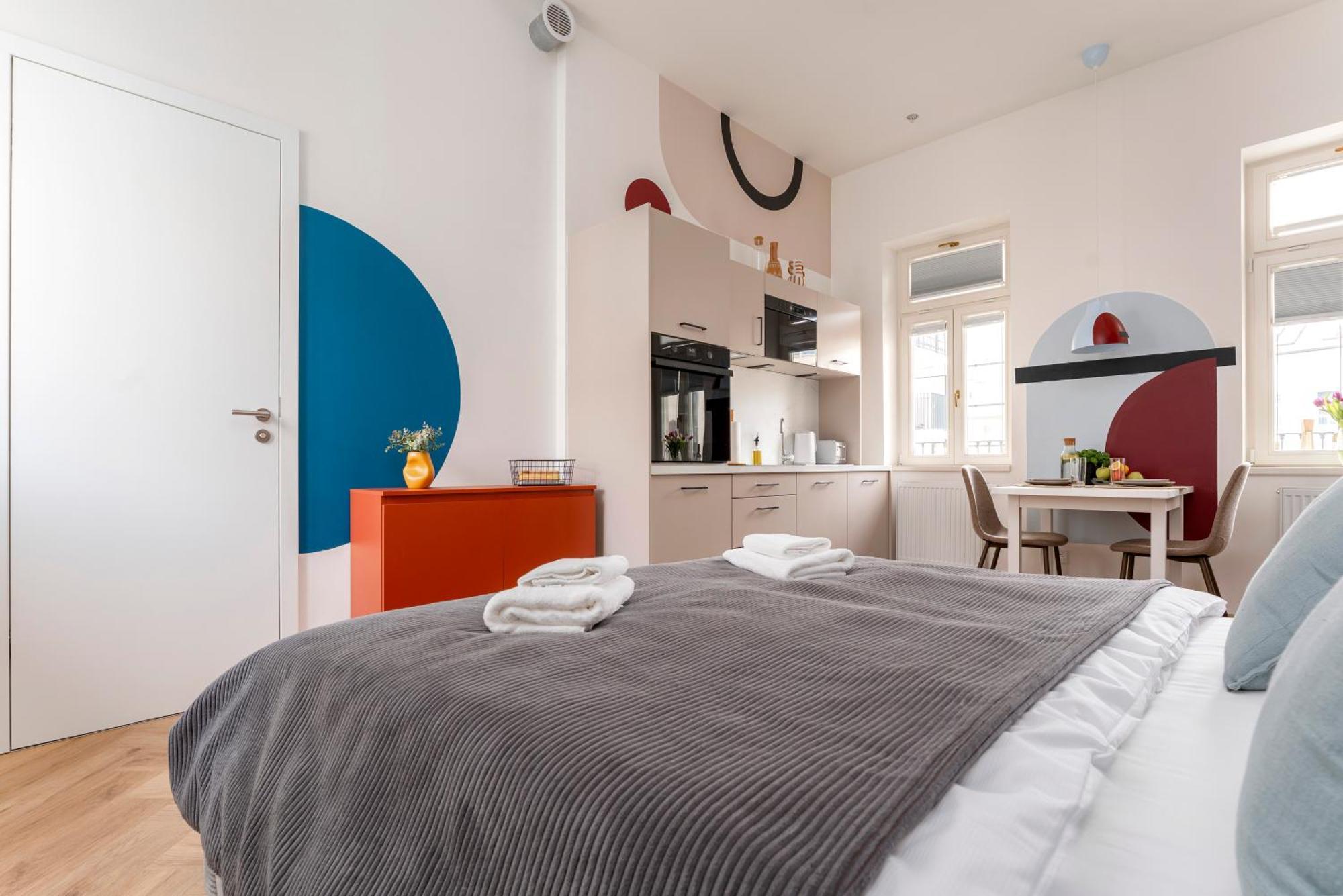 Visit Oomph Apartments Prague Exterior photo