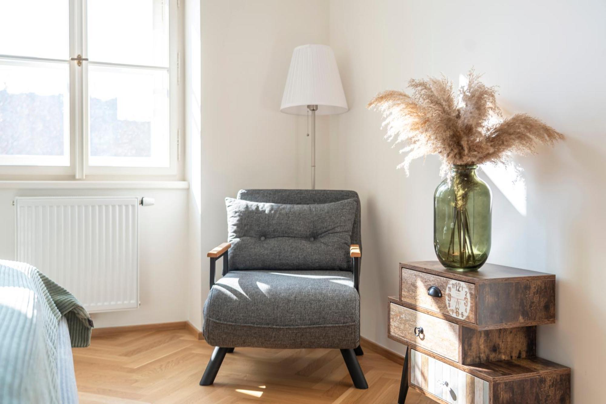 Visit Oomph Apartments Prague Exterior photo